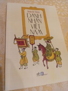 ベトナムの著名人がまとめられた書物|ベトナム語で書かれていて大人の勉強本としても使用できる