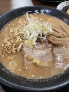 ベトナム人にとって日本食と言えば「ラーメン・寿司」が鉄板です。