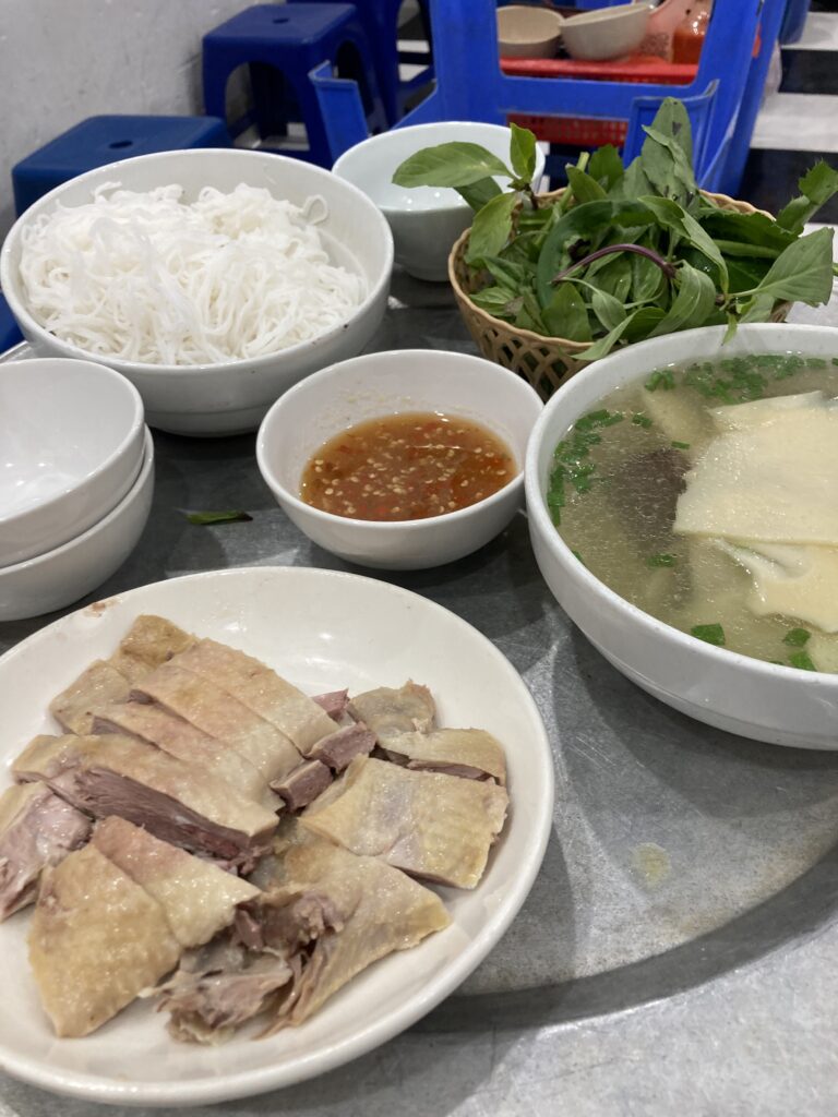 【ベトナム進出・移住】ハノイのフードストリートと飲食出店戦略