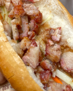 Vua Bánh Mì Heo Lu Giòn Tan Phúc An Lộc の Bánh Mì