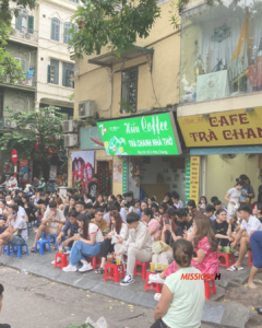 【現地情報】ハノイ市、歩道使用料引き上げの背景